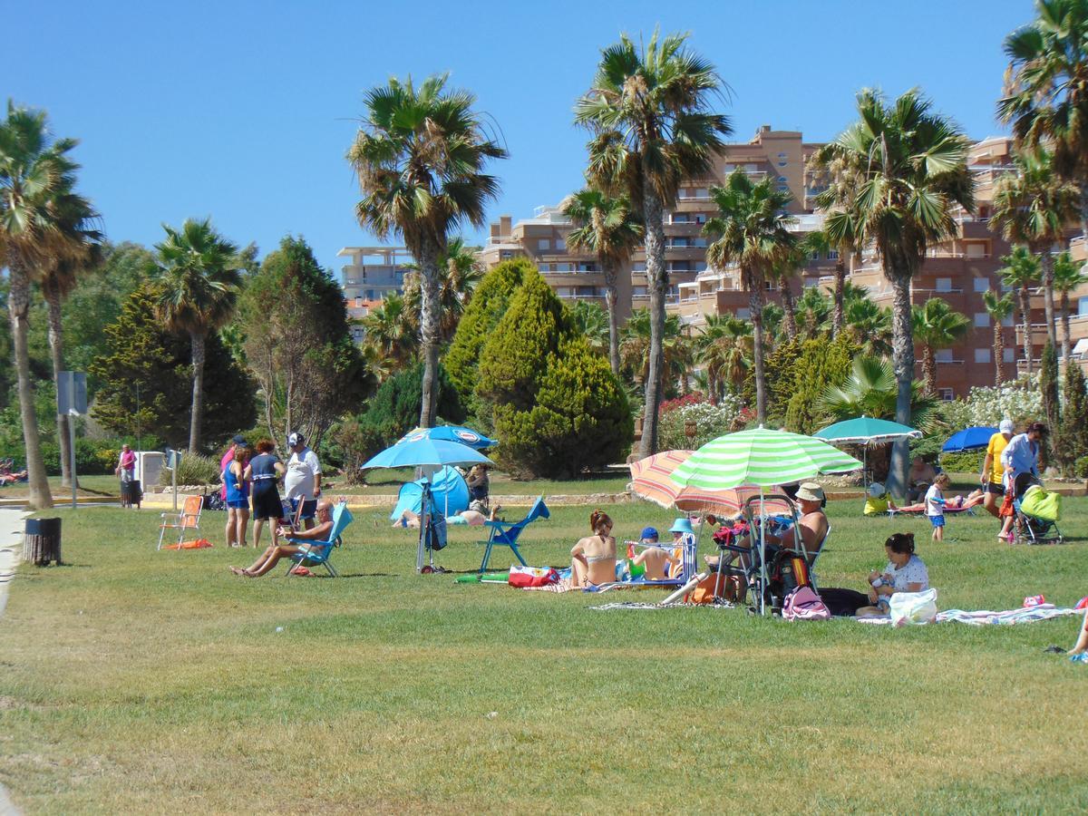 Apartamentos Varios Con 2 Dorm En Marina Dor , La Playa De Amplaries 47 , Vista Lateral Al Mar Oropesa del Mar Luaran gambar